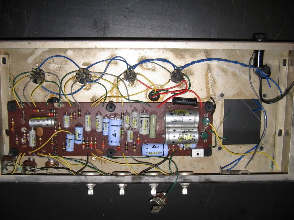 Lafayette (or Univox??) U-80A mystery amp | The Gear Page univox u 45b schematic 
