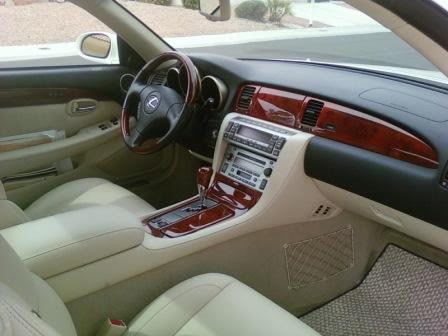 Lexus-SC430-Interior2.jpg